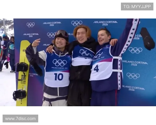 苏翊鸣夺坡障冠军 22岁生日收获首金