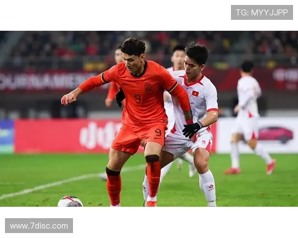 肖赧:王大雷和蒋光太将分别出任本期国足第一及第二队长 肖赧:王大雷和蒋光太将分别出任本期国足第一及第二队长